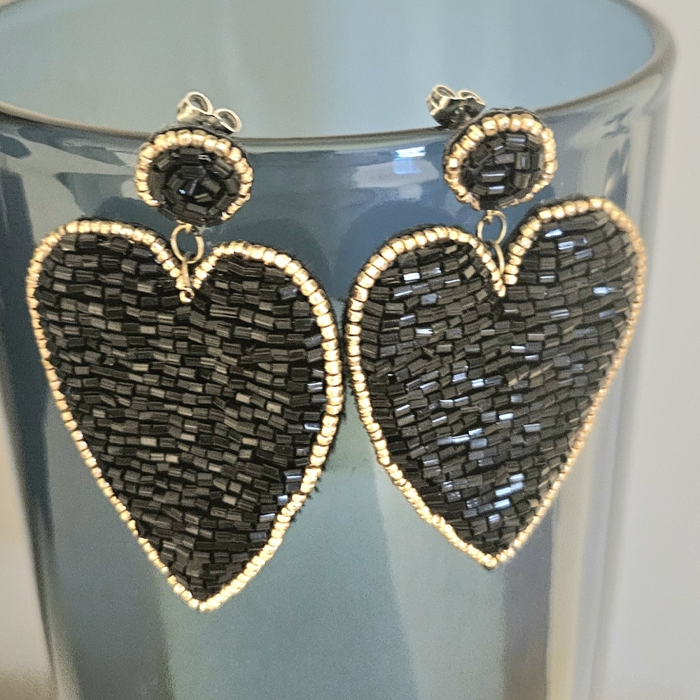 Elegant Black and Gold Heart Earrings